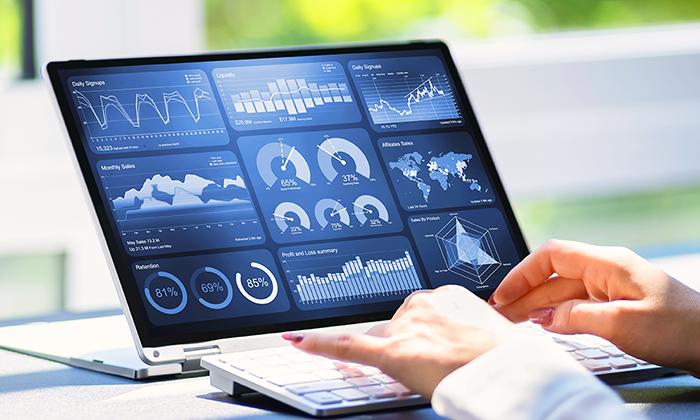 常に最新の情報を基に施策を行なうことができるのイメージ